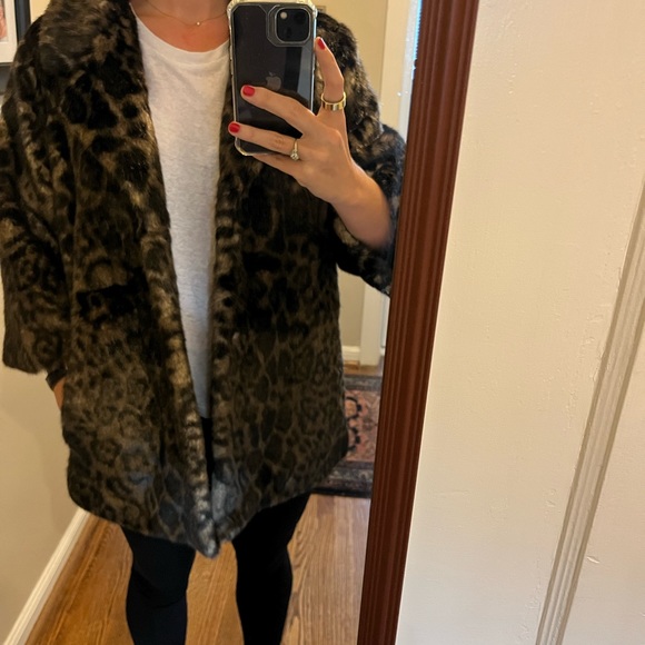 Fabulous Furs Faux Leopard Jacket - Picture 3 of 9